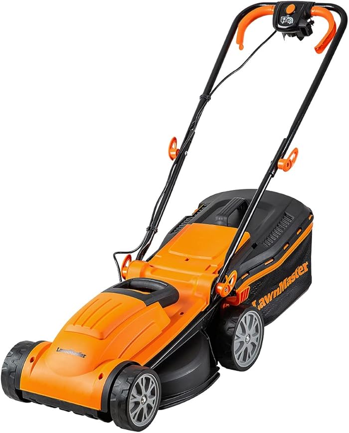 LawnMaster MEB1434M: pour petits jardins, efficace sur herbe courte